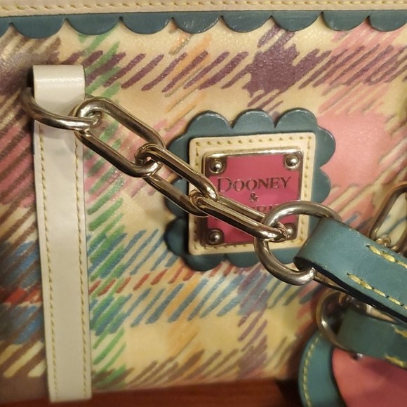 Dooney & Bourke Plaid/Tarten Barrel Handbag - Picture 10 of 12